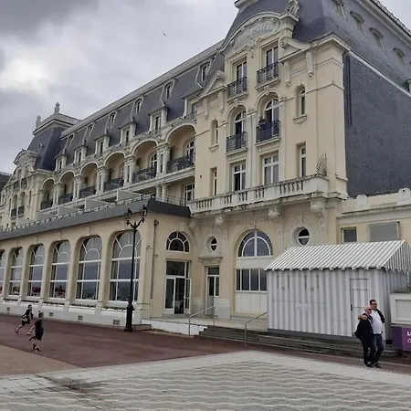 Cabourg Charmant Studio Centre Ville Rue De La Mer Exterior photo
